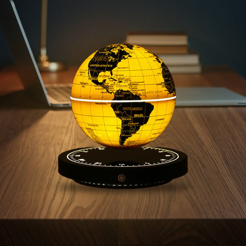 Así queda el globo que levita en un escritorio (montaje ilustrativo)
