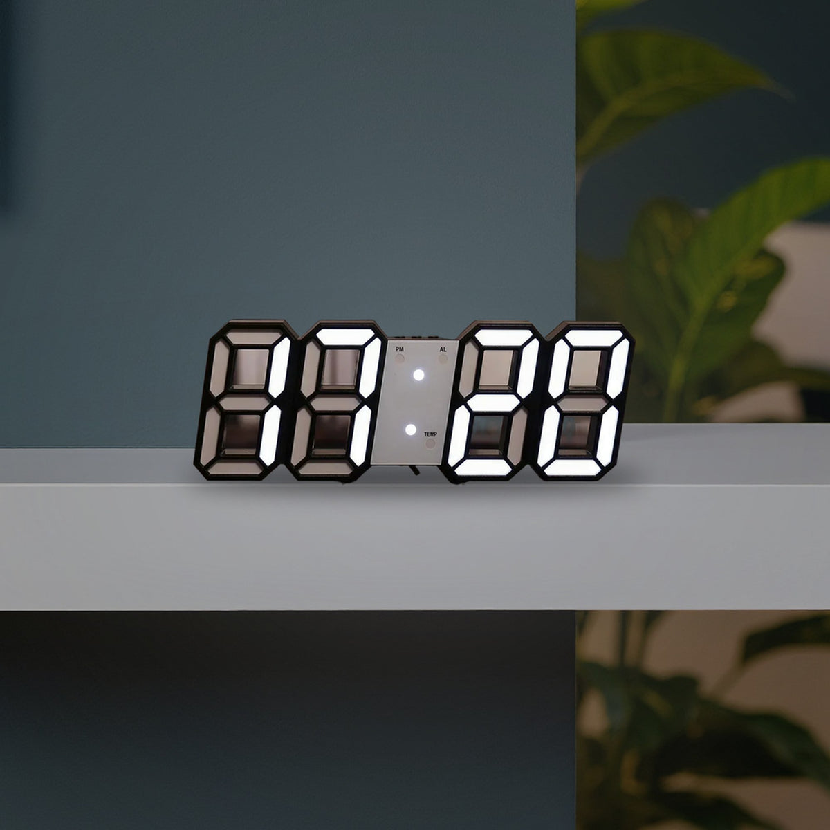 Reloj LED 3D en un estante